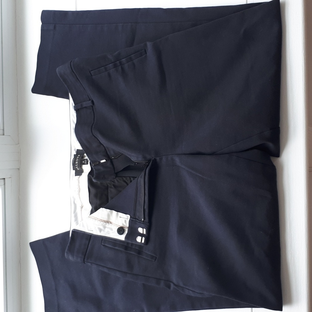 Talbolts Newport pants. Navy colour size 10